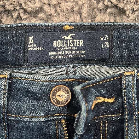 Hollister High Rise Super skinny jeans - Picture 3 of 5